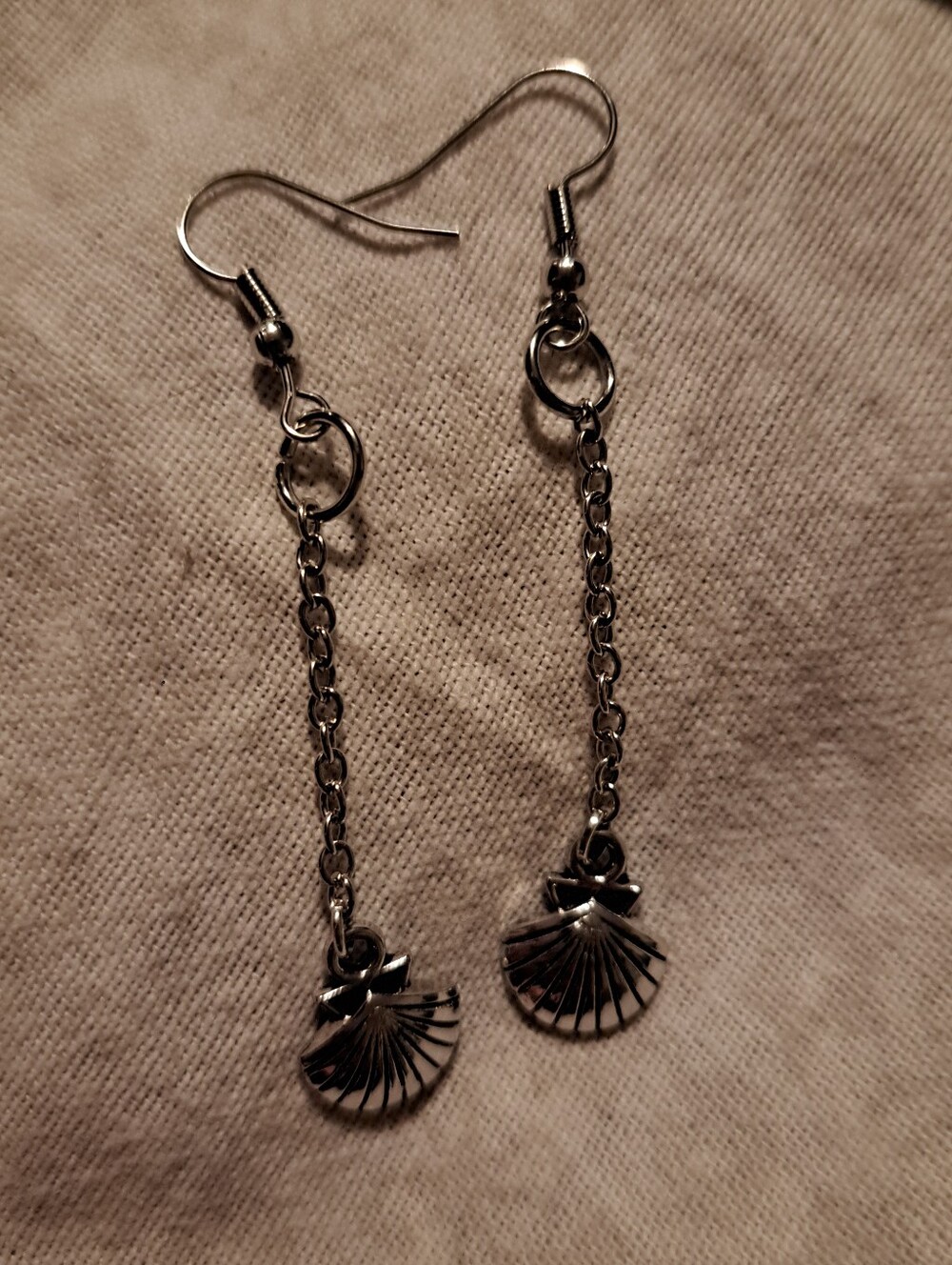 Dangling Seashell Earrings